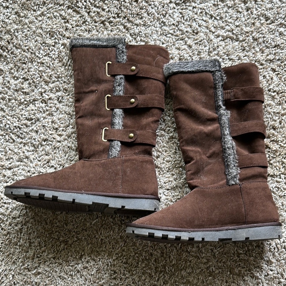 Rampage Brown and Gray Winter Boots with Buckle Straps